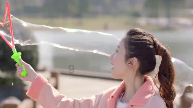 逃离变色龙森林